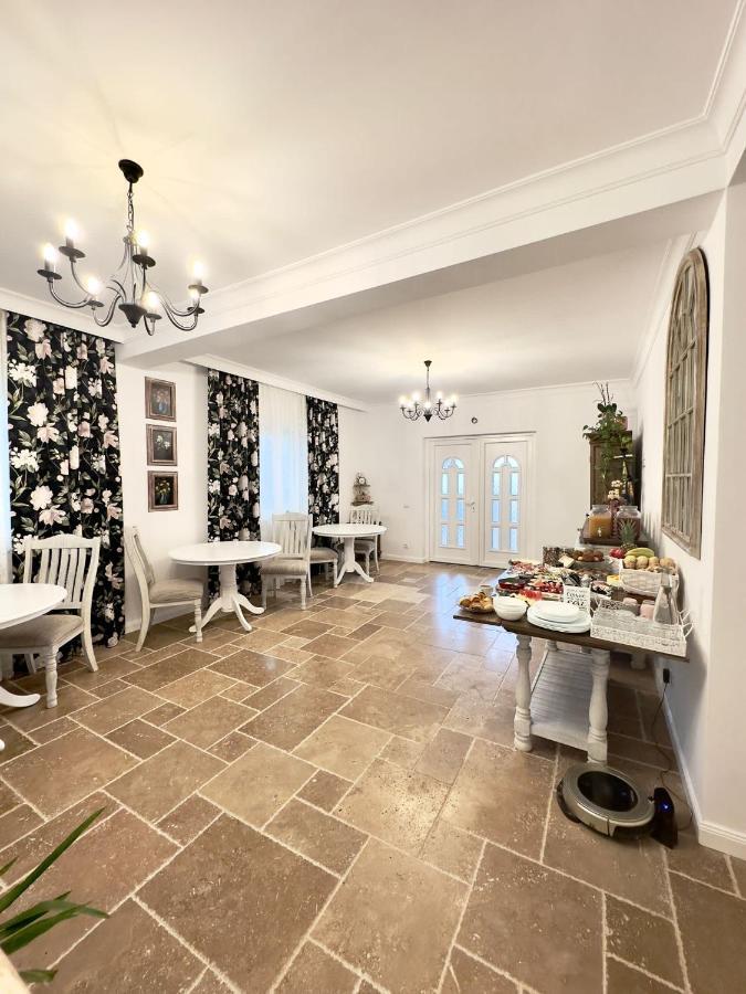 Alma Rezidence Bed & Breakfast Turda Ngoại thất bức ảnh